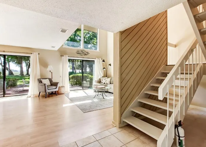 3050 Club Villas